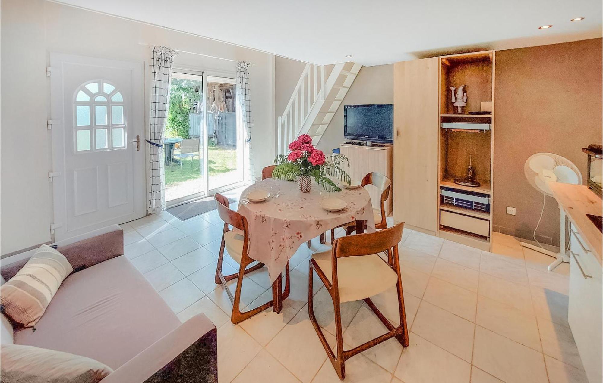Gorgeous Home In Molinet With Wifi Exterior foto